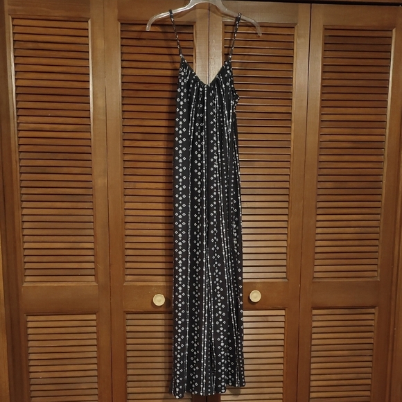 Prinbara Patterned Jumpsuit - Picture 3 of 8